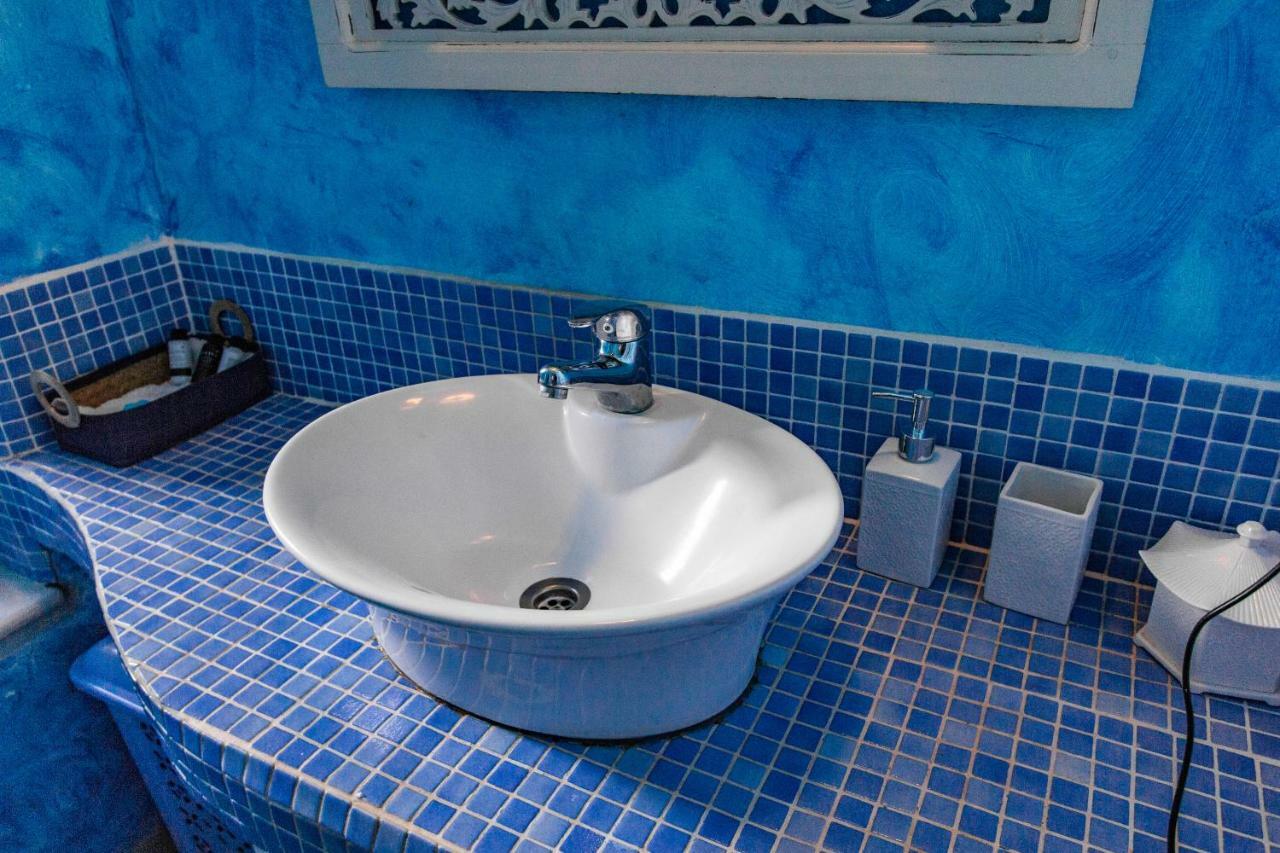 דירות אנטיפארוס Casa Bianca מראה חיצוני תמונה