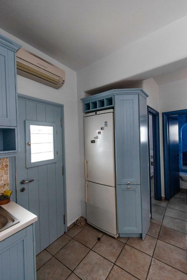 דירות אנטיפארוס Casa Bianca מראה חיצוני תמונה